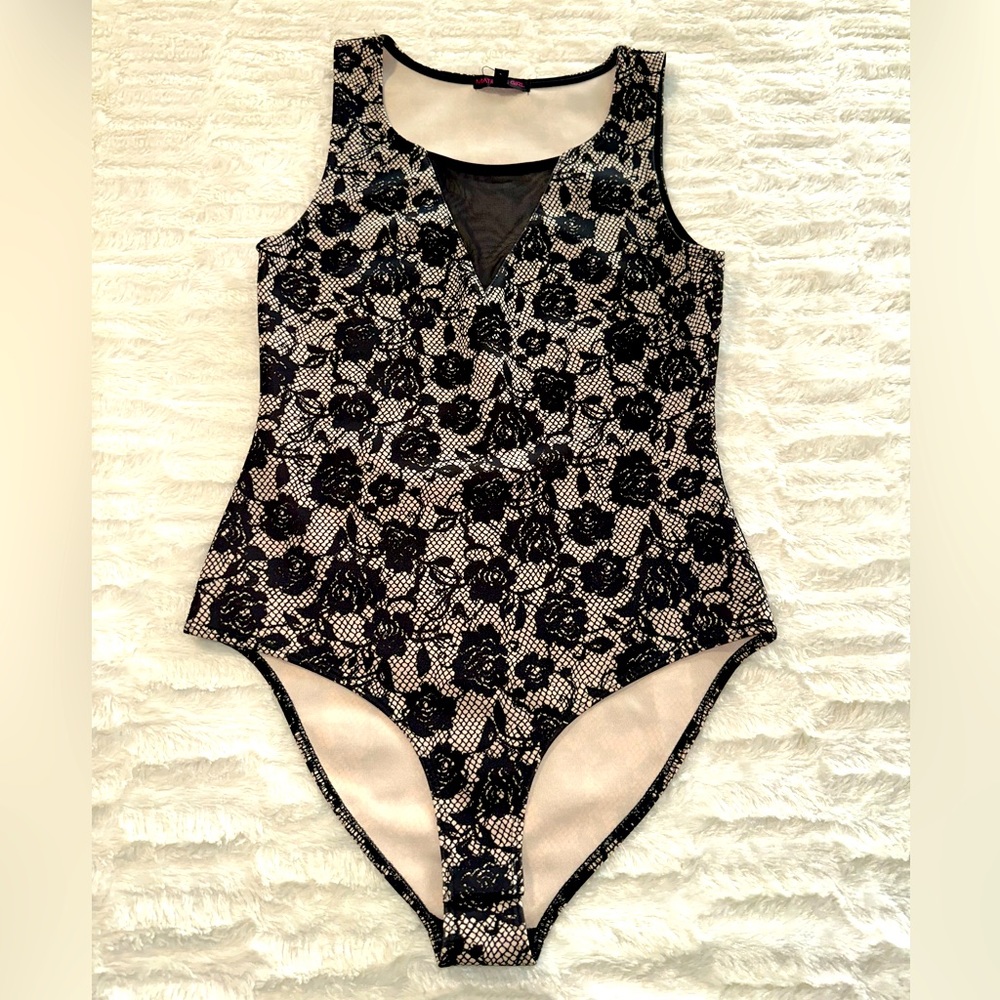 Lace pattern bodysuit